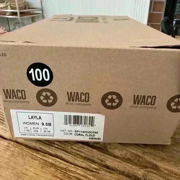 Waco Orthotic Leather Layla Slide~Coral~NEW BOX & BAG!~9.5 - Picture 9 of 12
